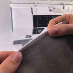 Cucire un cordoncino con il piedino per cordoncino 6 mm con sara poiese